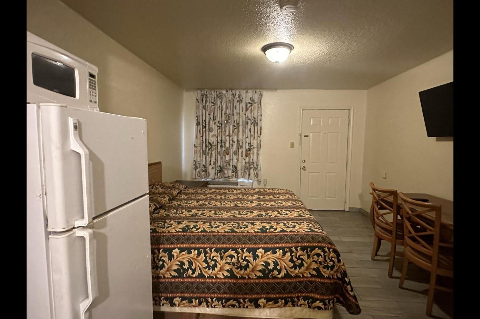 Travel Inn By Oyo La Marque Texas City I-45 Exterior photo