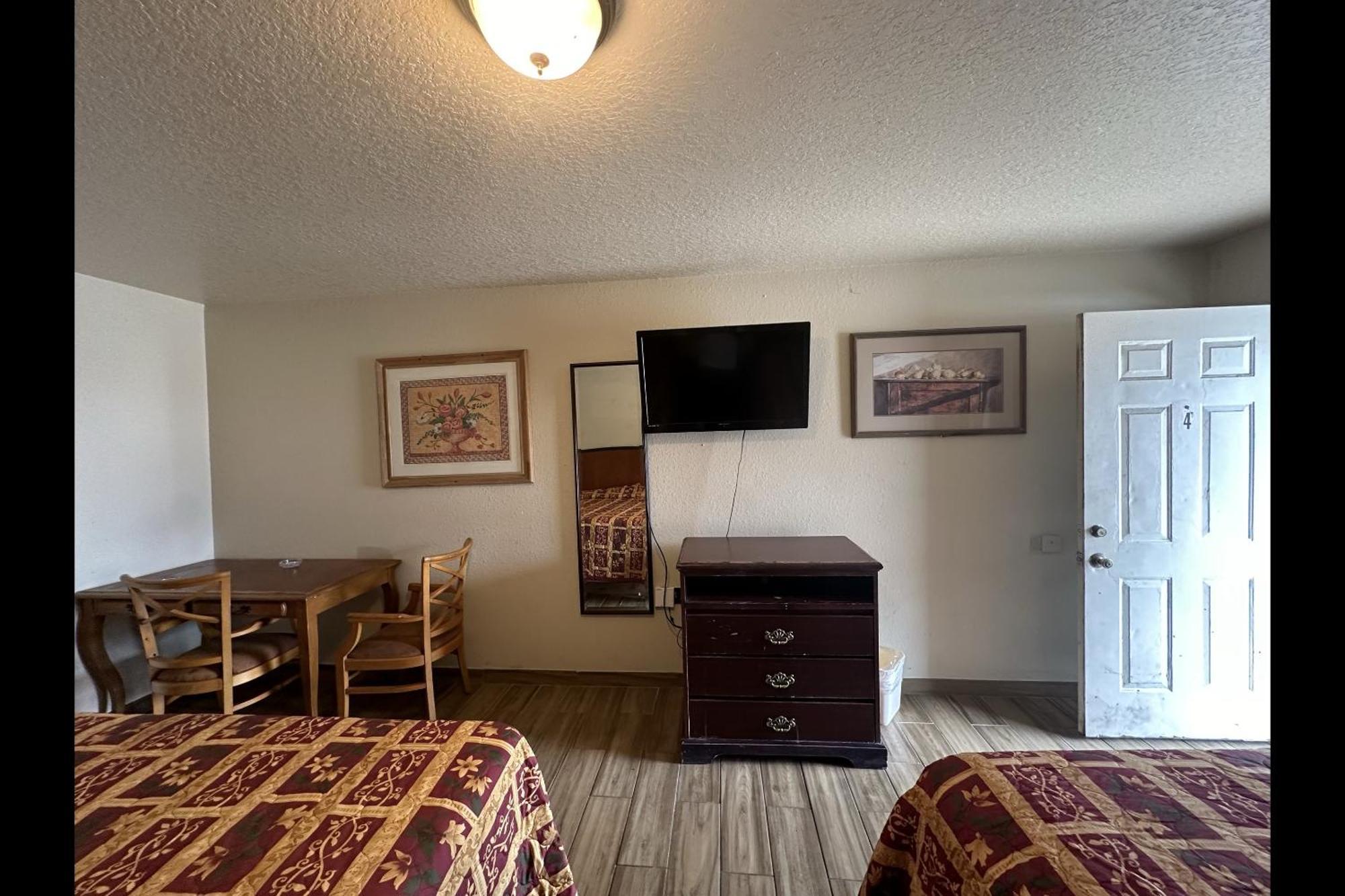 Travel Inn By Oyo La Marque Texas City I-45 Exterior photo